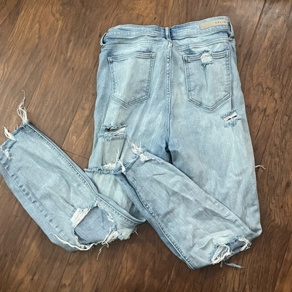 Cello Deconstructed Ankle Crop High Rise Jeans size 9 - Picture 5 of 9